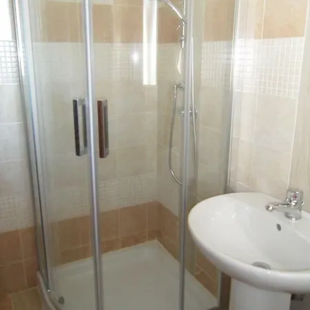 Locazione Turistica *