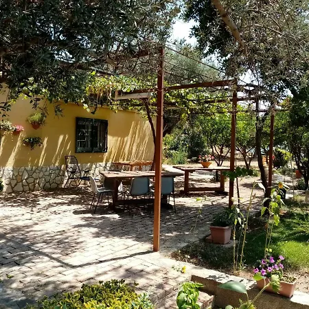 Locazione Turistica Apartment *